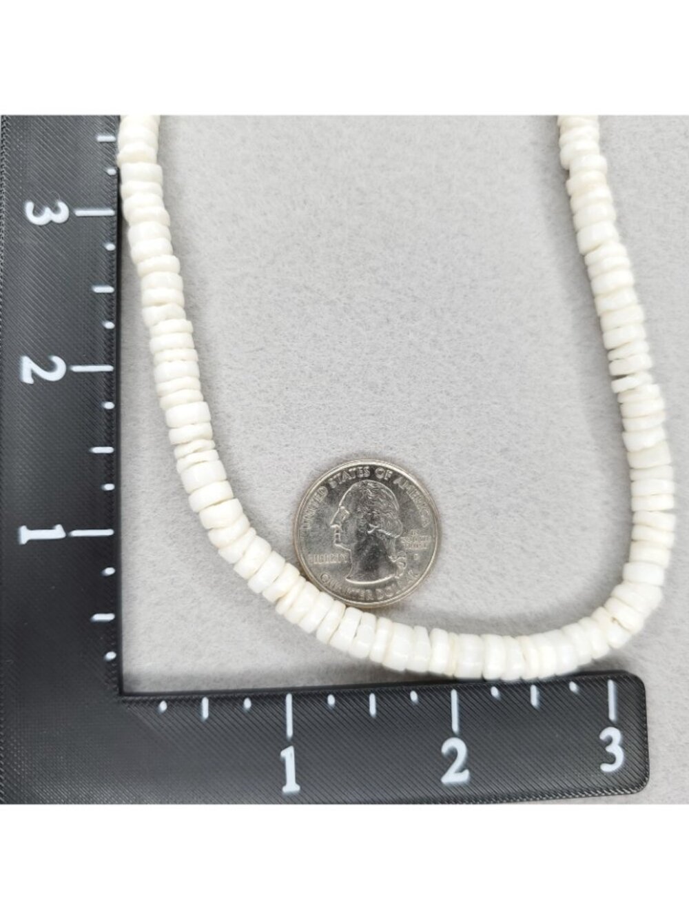 Vintage Heishi Beaded Shell Necklace Surfer Tiki Boho Choker 16" - Picture 4 of 5